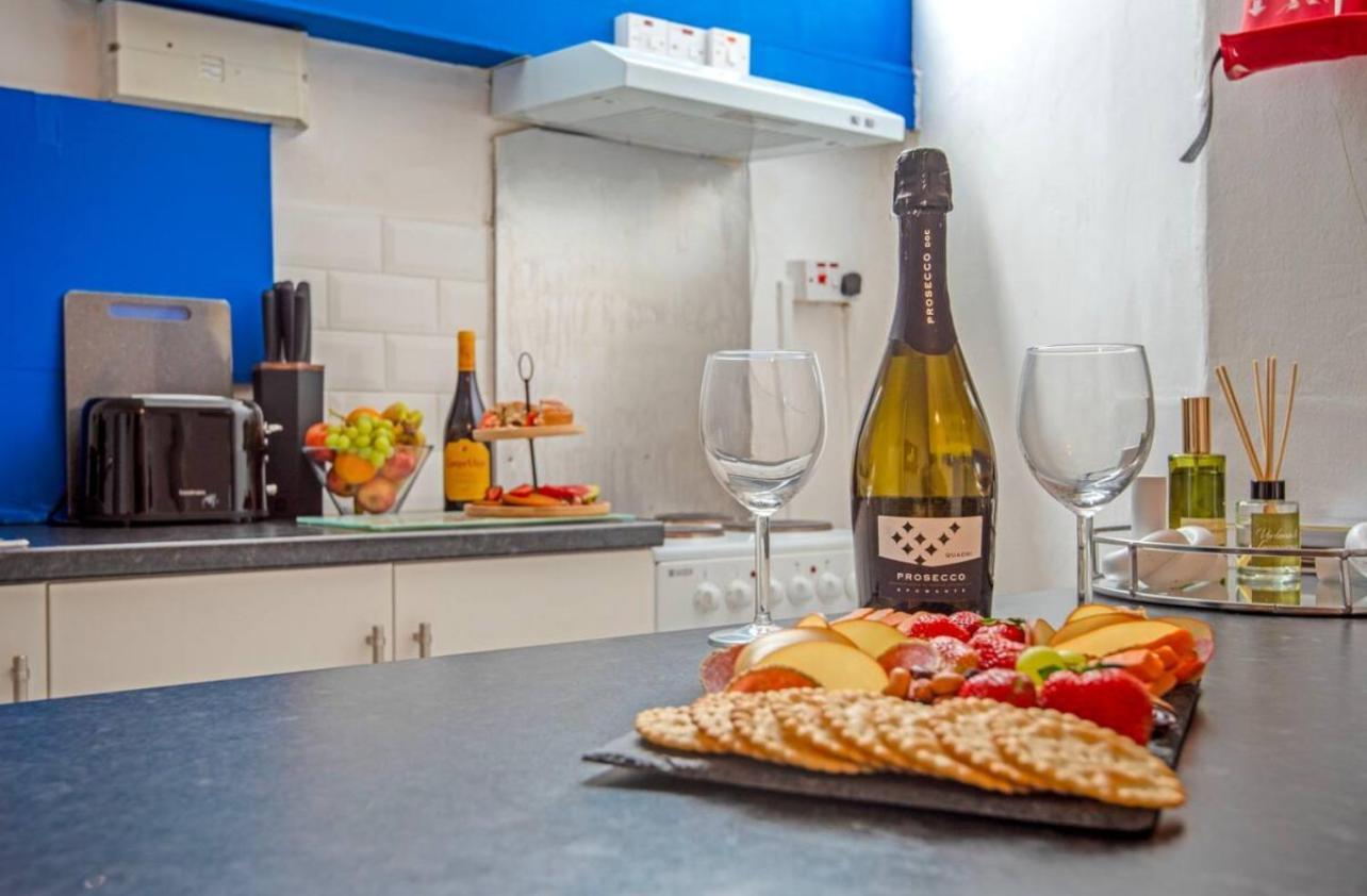 5 Minute Walk From Bury City Centre -1 Bed Flat Eksteriør bilde