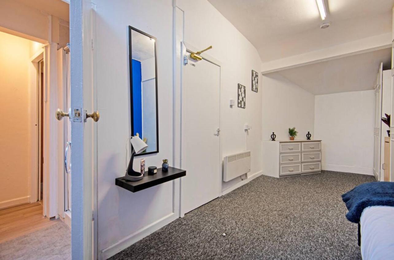 5 Minute Walk From Bury City Centre -1 Bed Flat Eksteriør bilde